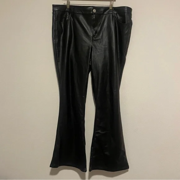 ARULA Black Pleather Flare Pants, Size 16 - Picture 2 of 5